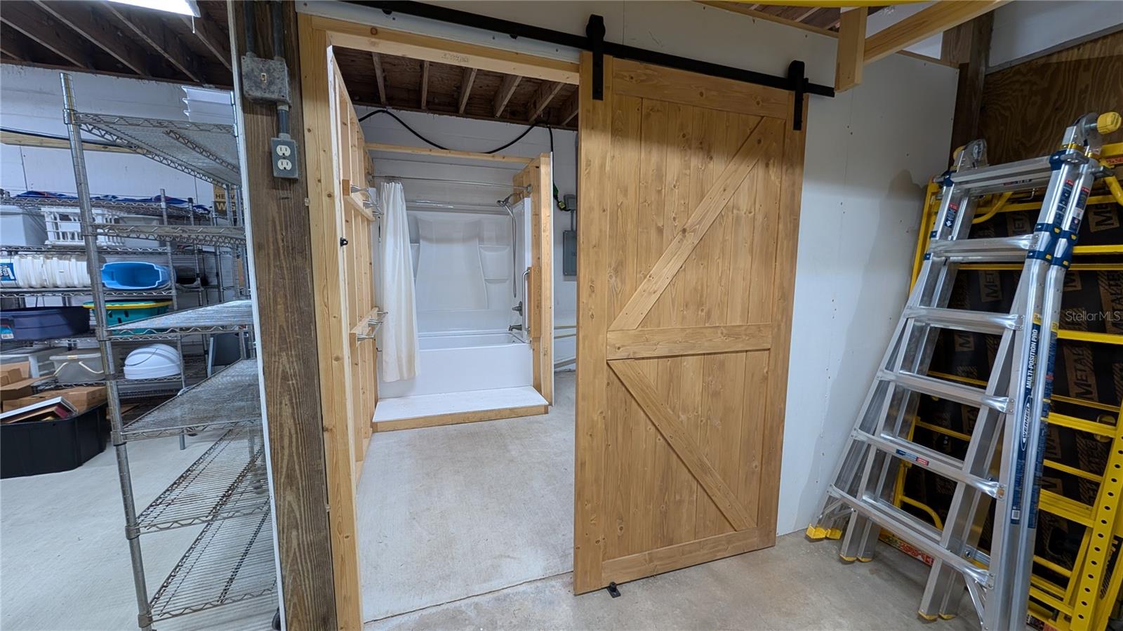 Image 91 of 100 For 770 Buckskin Court