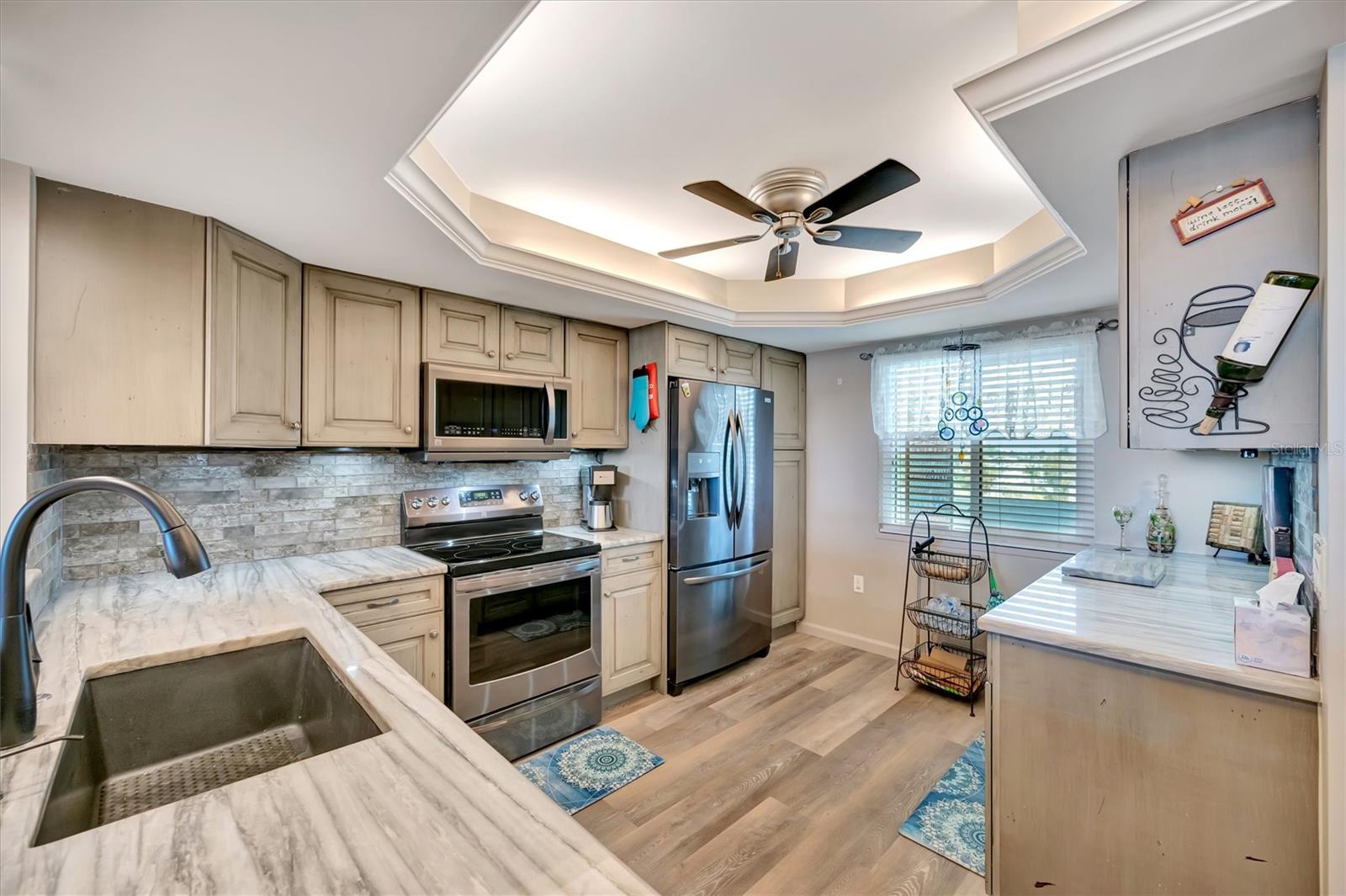 Image 13 of 80 For 9604 Cortez Road W 436