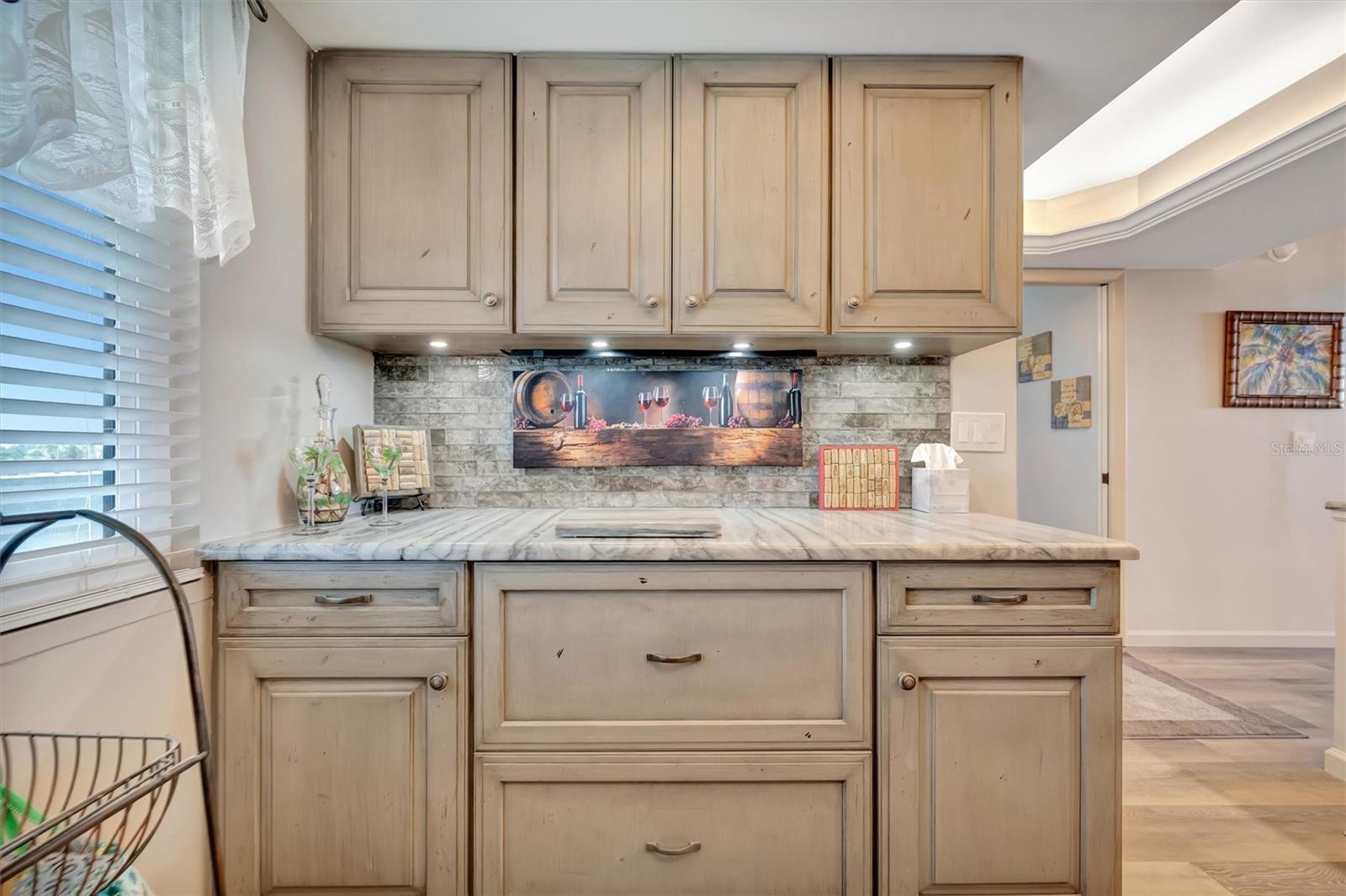 Image 16 of 80 For 9604 Cortez Road W 436