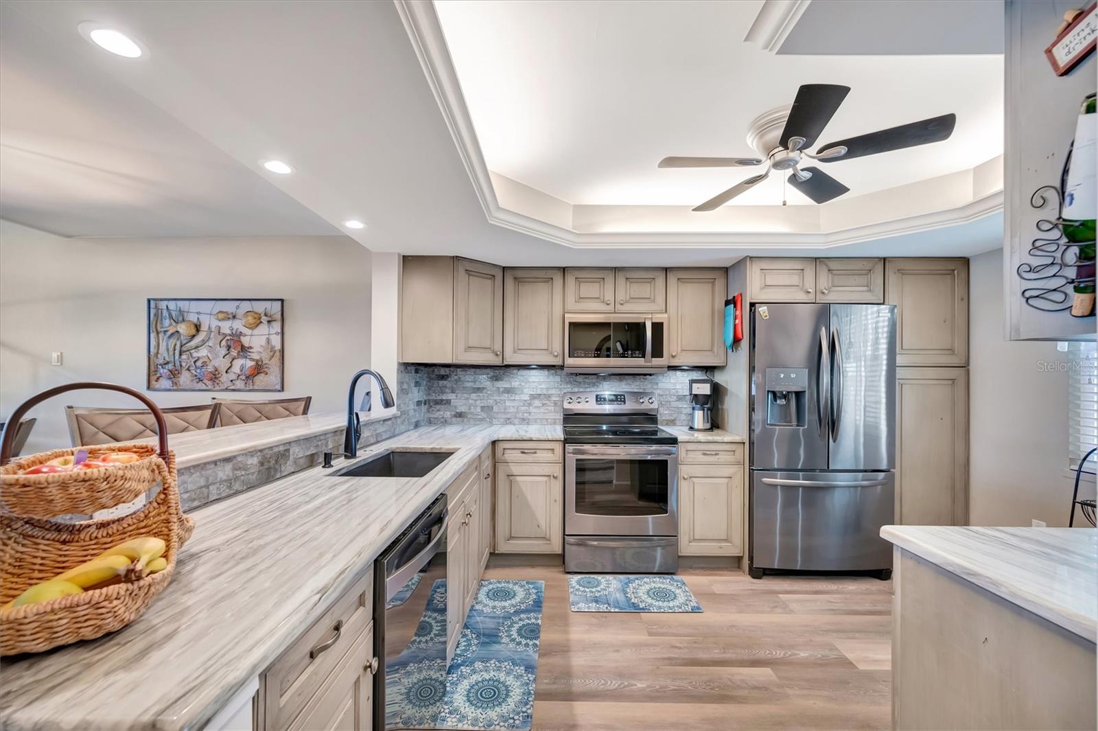 Image 17 of 80 For 9604 Cortez Road W 436