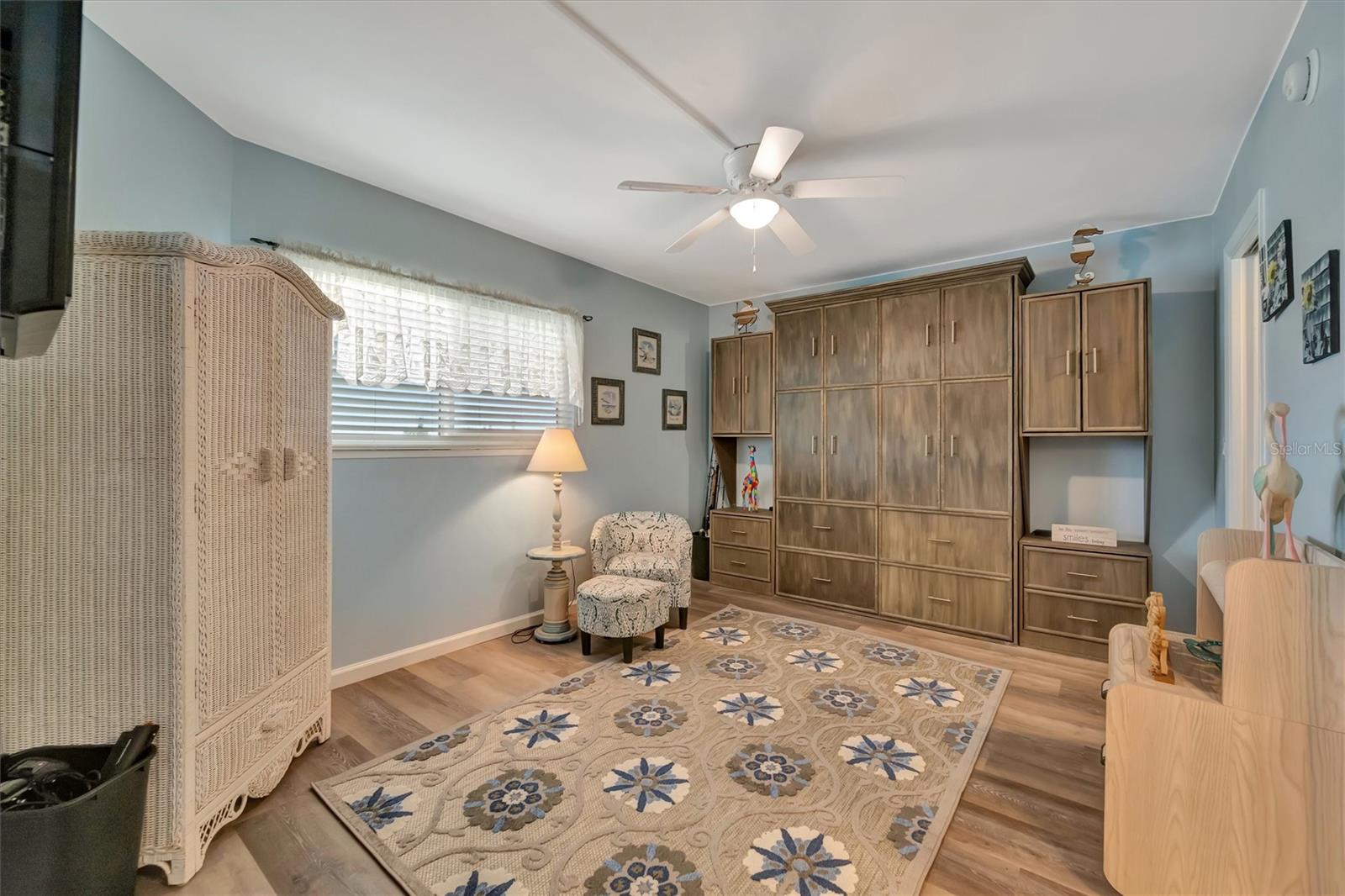 Image 41 of 80 For 9604 Cortez Road W 436