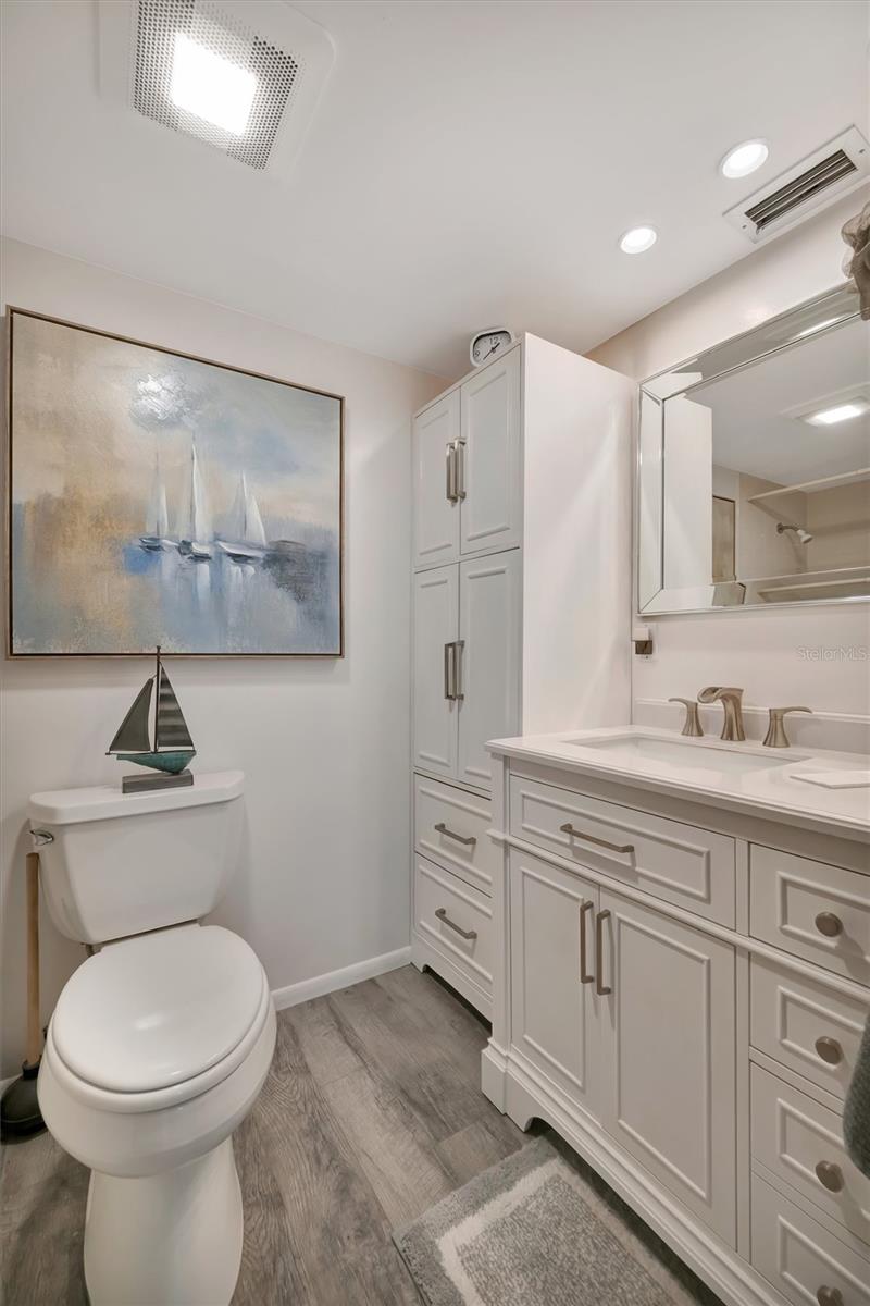 Image 47 of 80 For 9604 Cortez Road W 436