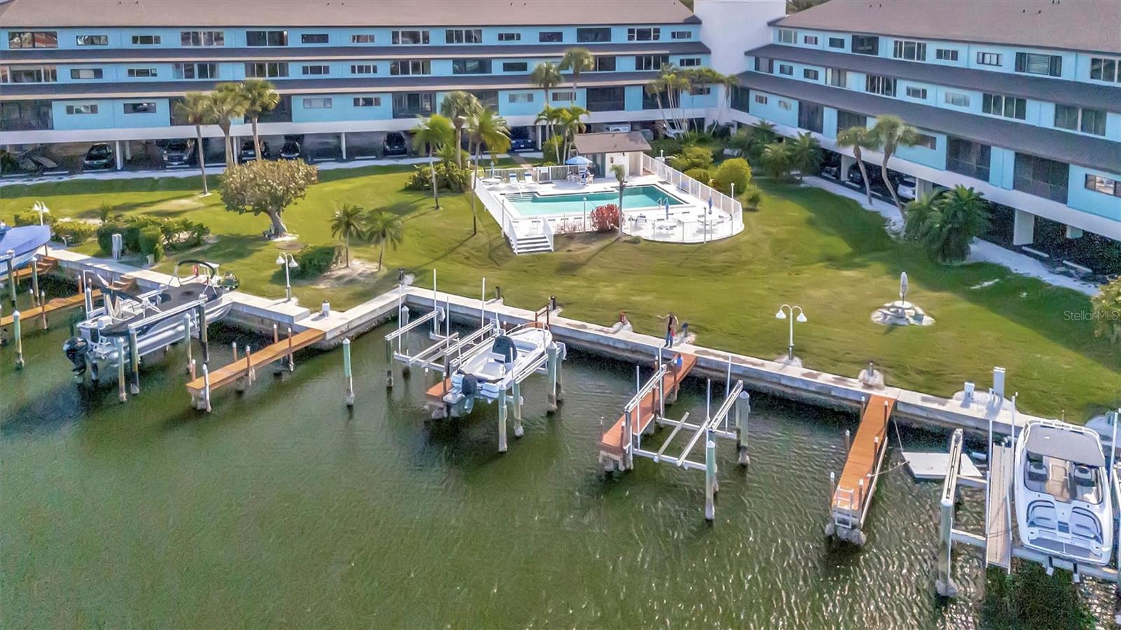 Image 68 of 80 For 9604 Cortez Road W 436