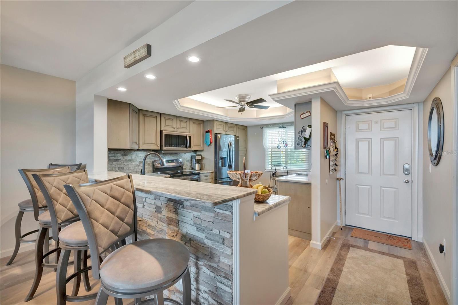 Image 7 of 80 For 9604 Cortez Road W 436