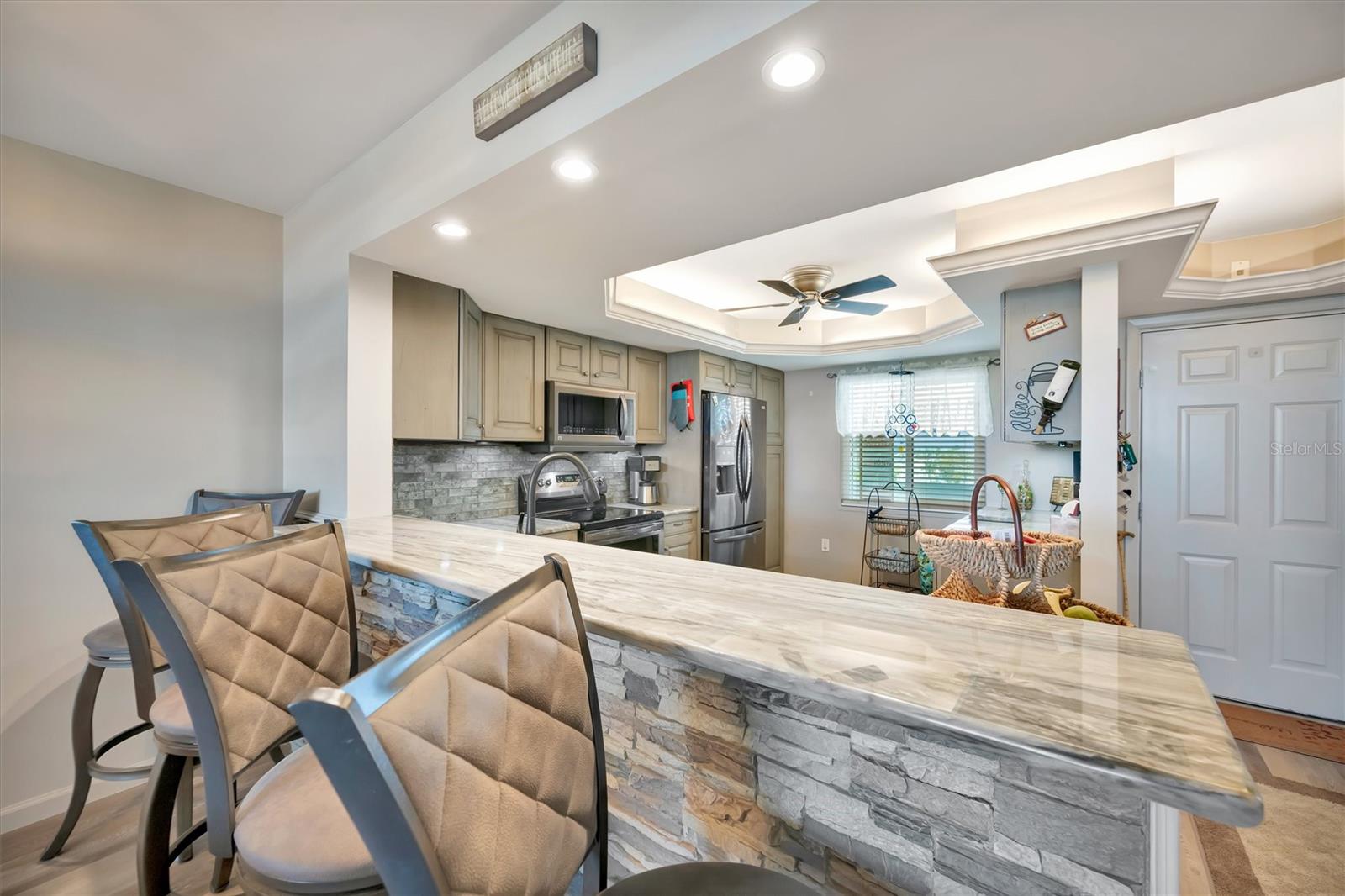 Image 8 of 80 For 9604 Cortez Road W 436