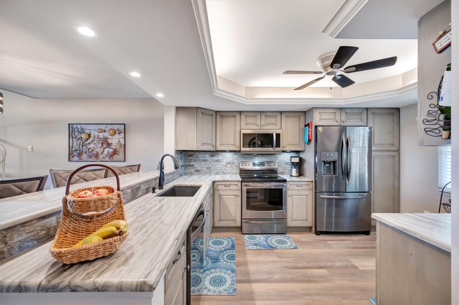 Image 9 of 80 For 9604 Cortez Road W 436