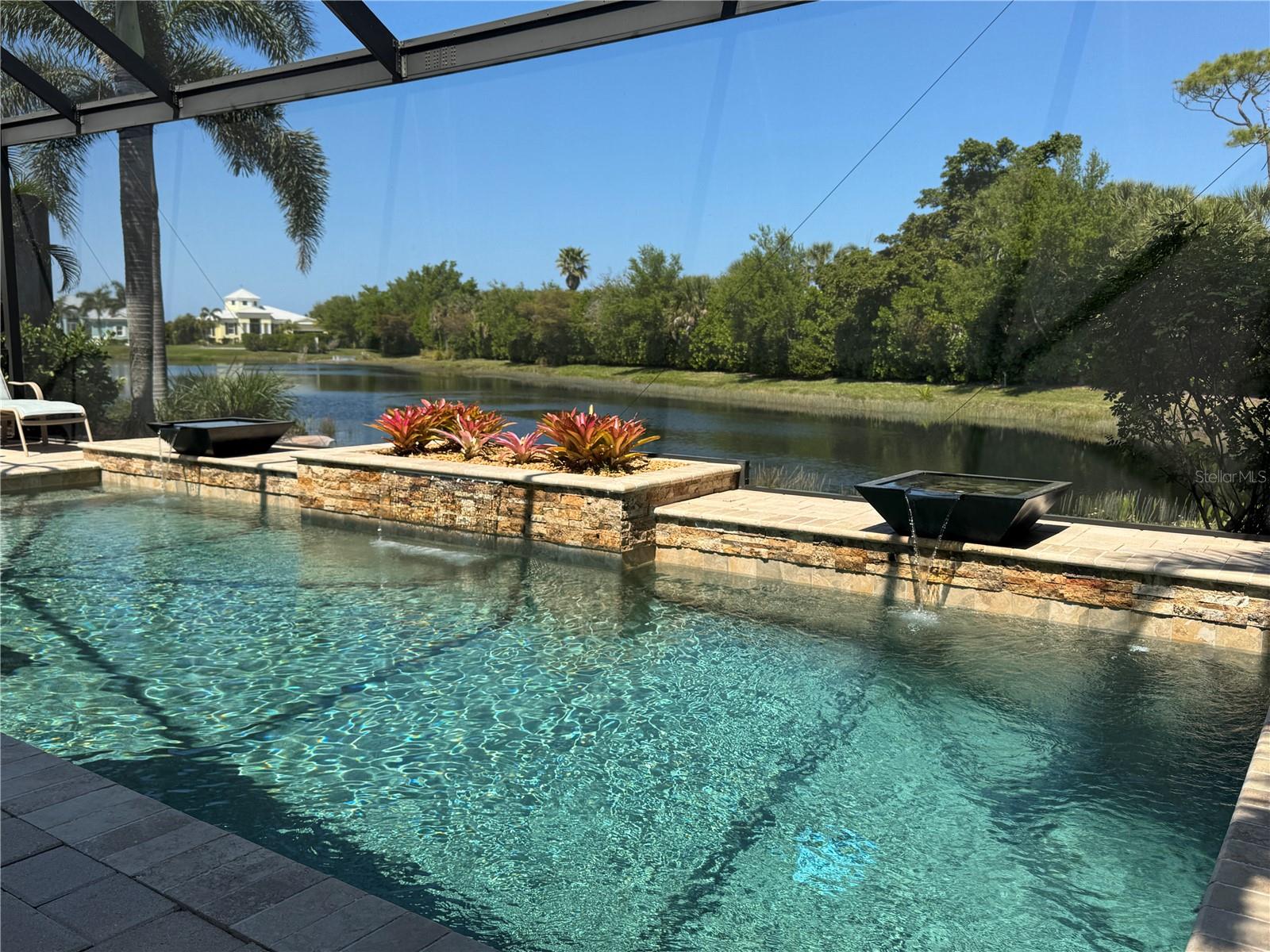 Image 13 of 29 For 3936 Waypoint Avenue