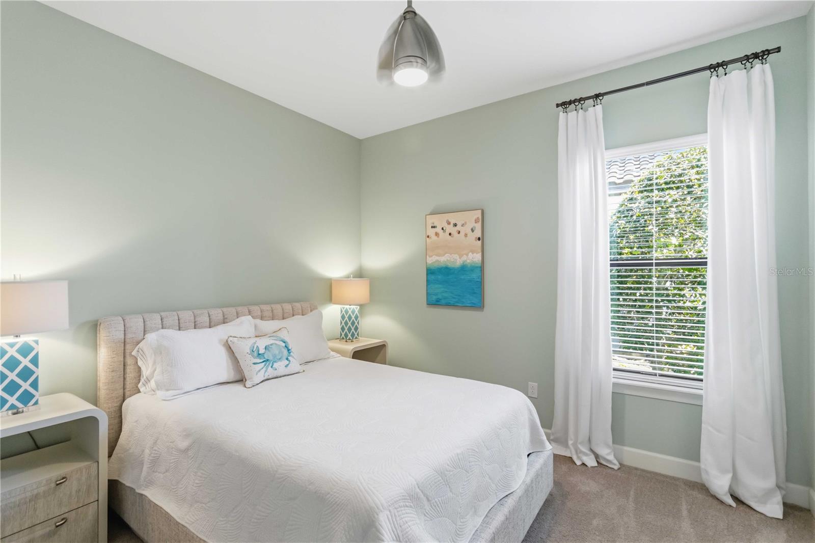 Image 19 of 29 For 3936 Waypoint Avenue