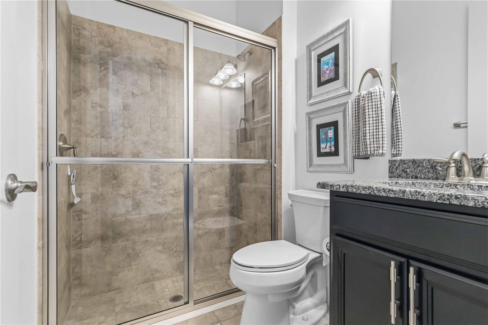 Image 22 of 29 For 3936 Waypoint Avenue