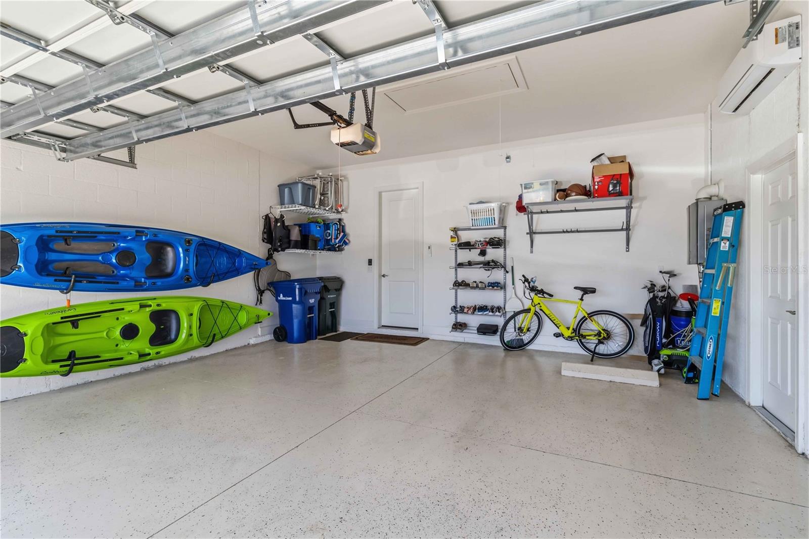 Image 25 of 29 For 3936 Waypoint Avenue