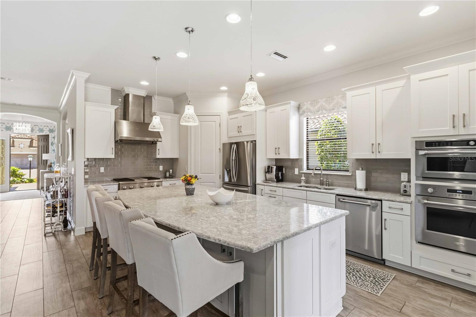 Image 6 of 29 For 3936 Waypoint Avenue