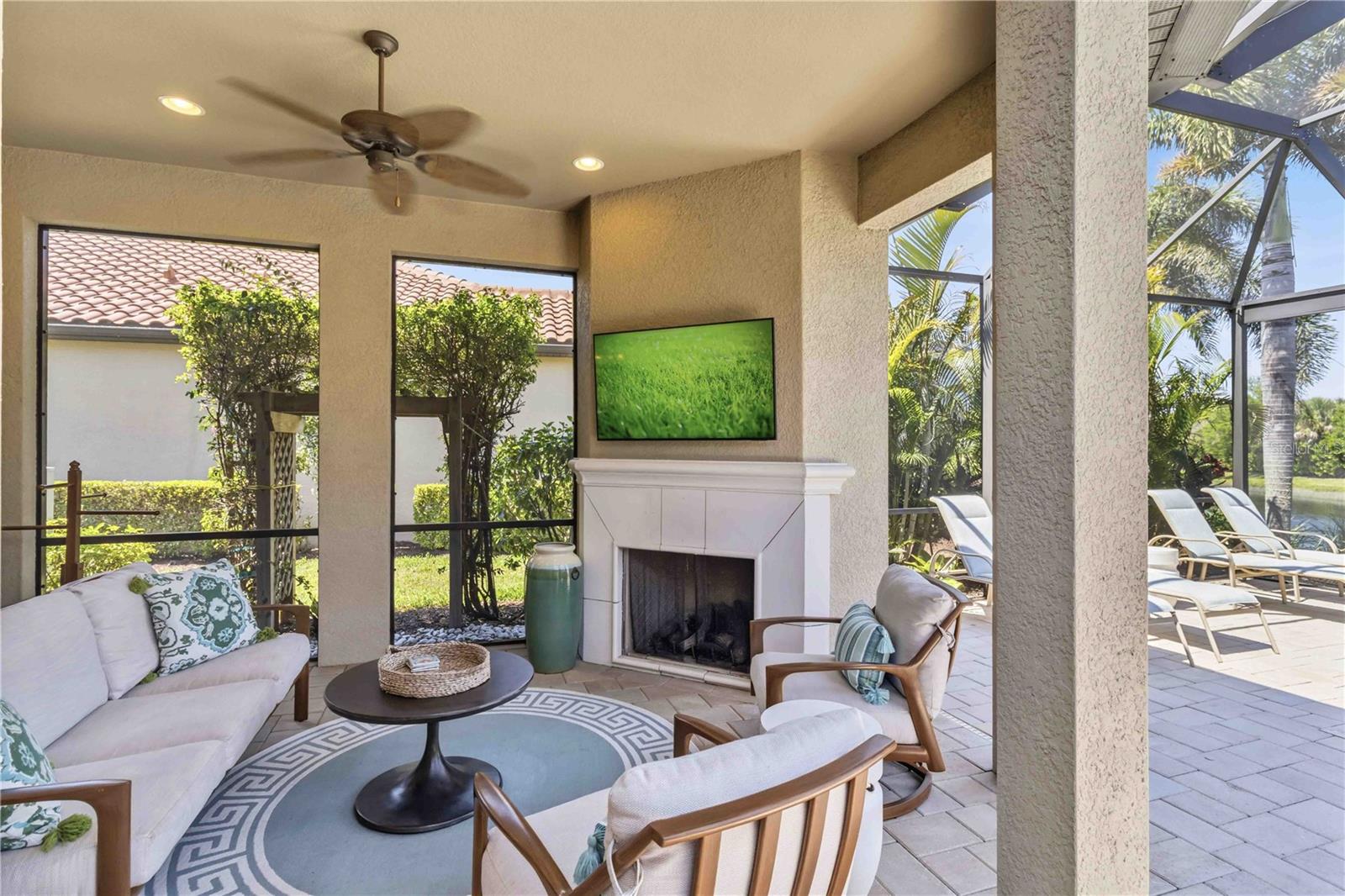 Image 9 of 29 For 3936 Waypoint Avenue