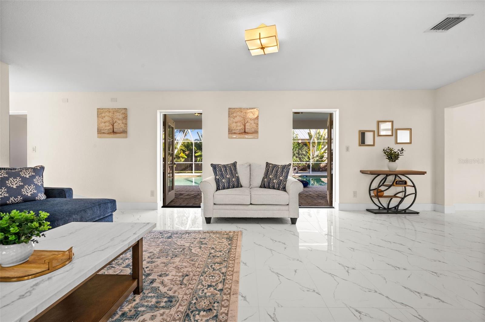 Image 10 of 88 For 625 Olympia Avenue