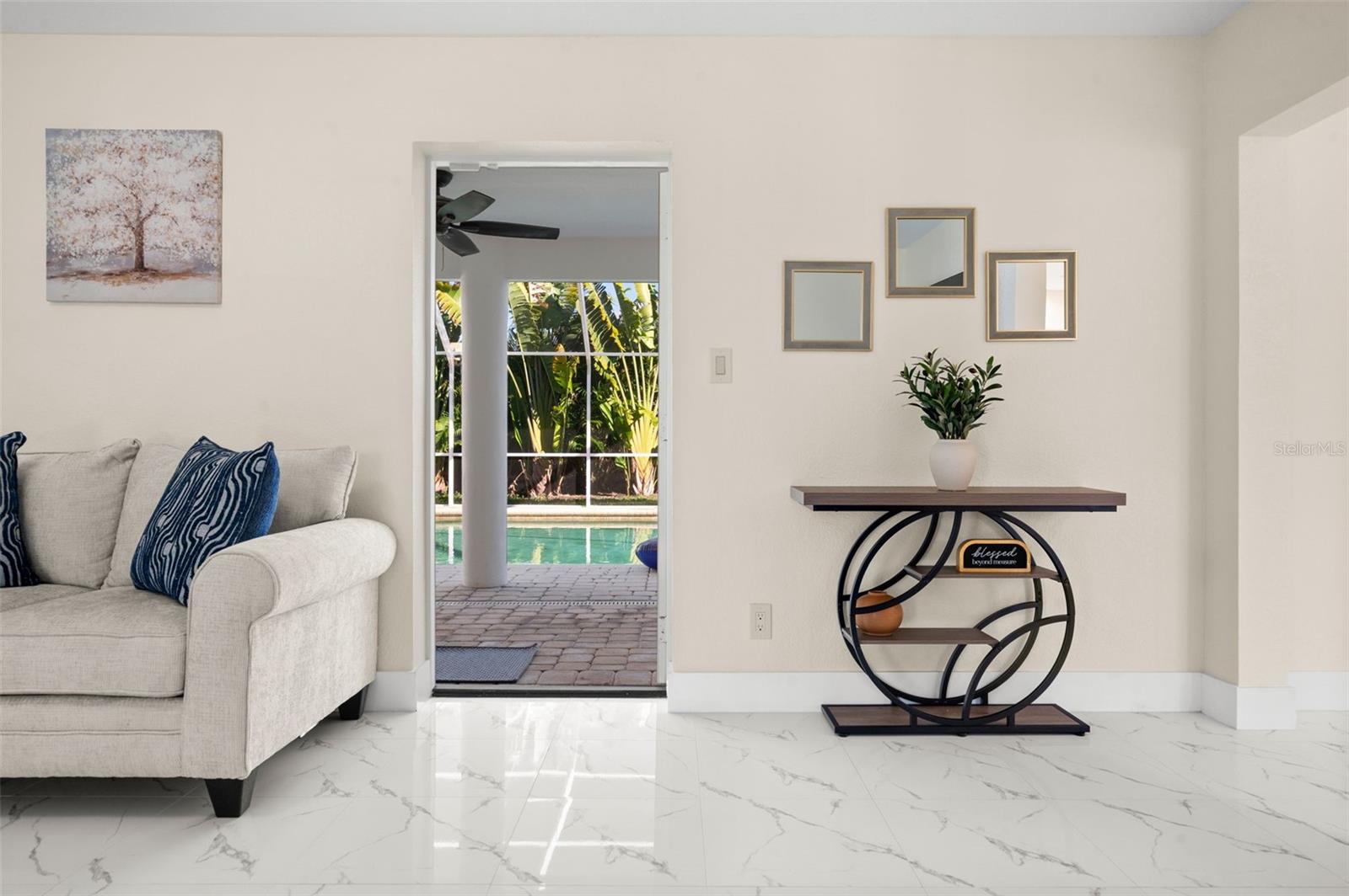 Image 12 of 88 For 625 Olympia Avenue