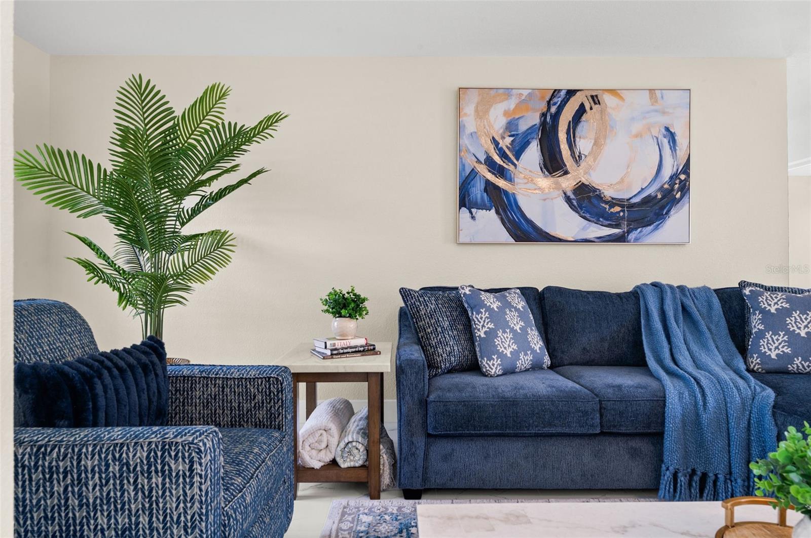 Image 4 of 88 For 625 Olympia Avenue