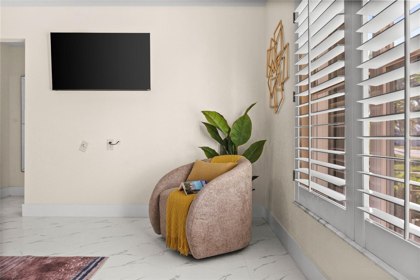 Image 41 of 88 For 625 Olympia Avenue