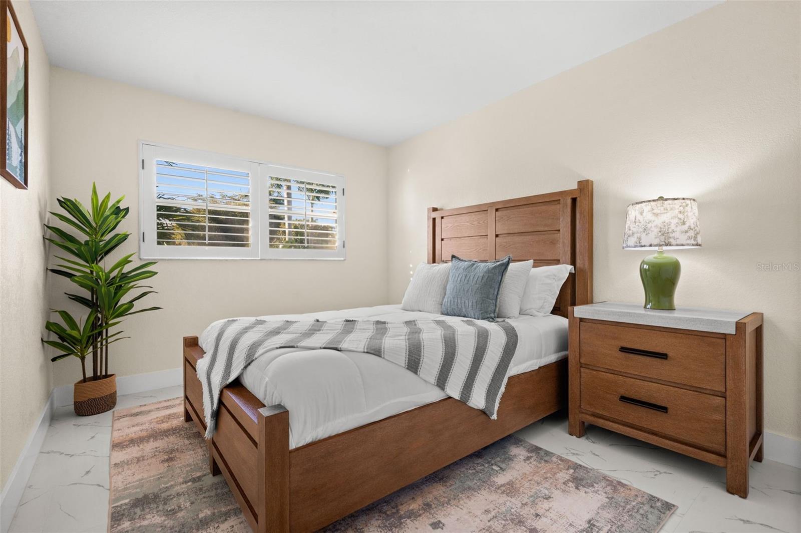 Image 53 of 88 For 625 Olympia Avenue