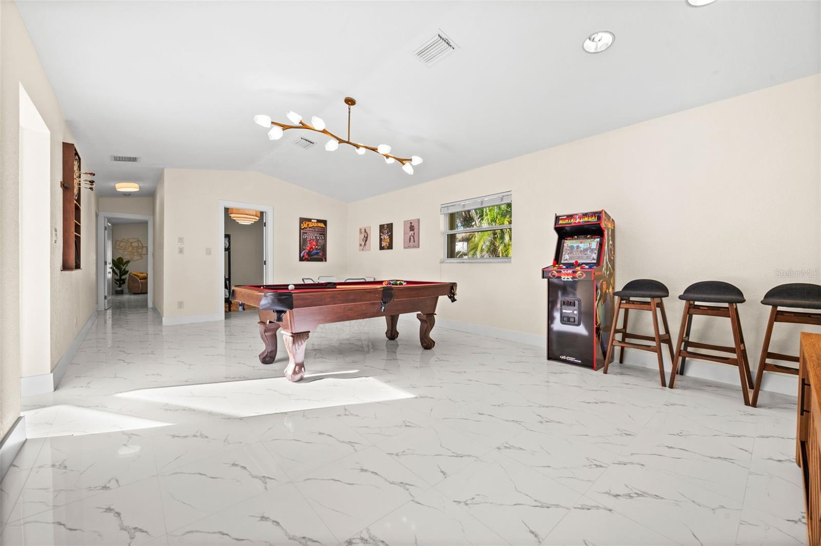 Image 68 of 88 For 625 Olympia Avenue