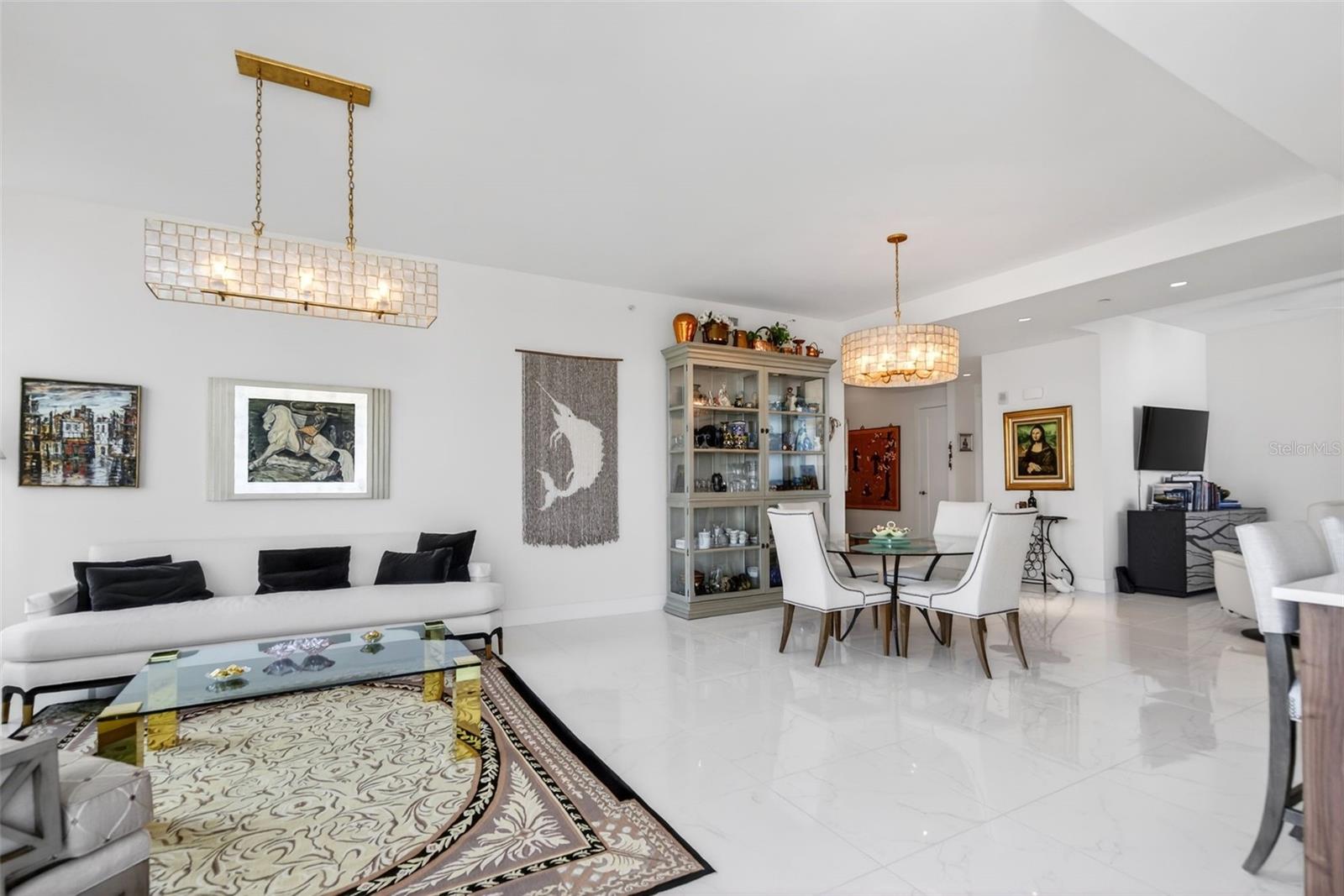 Image 20 of 69 For 111 Pineapple Avenue 806