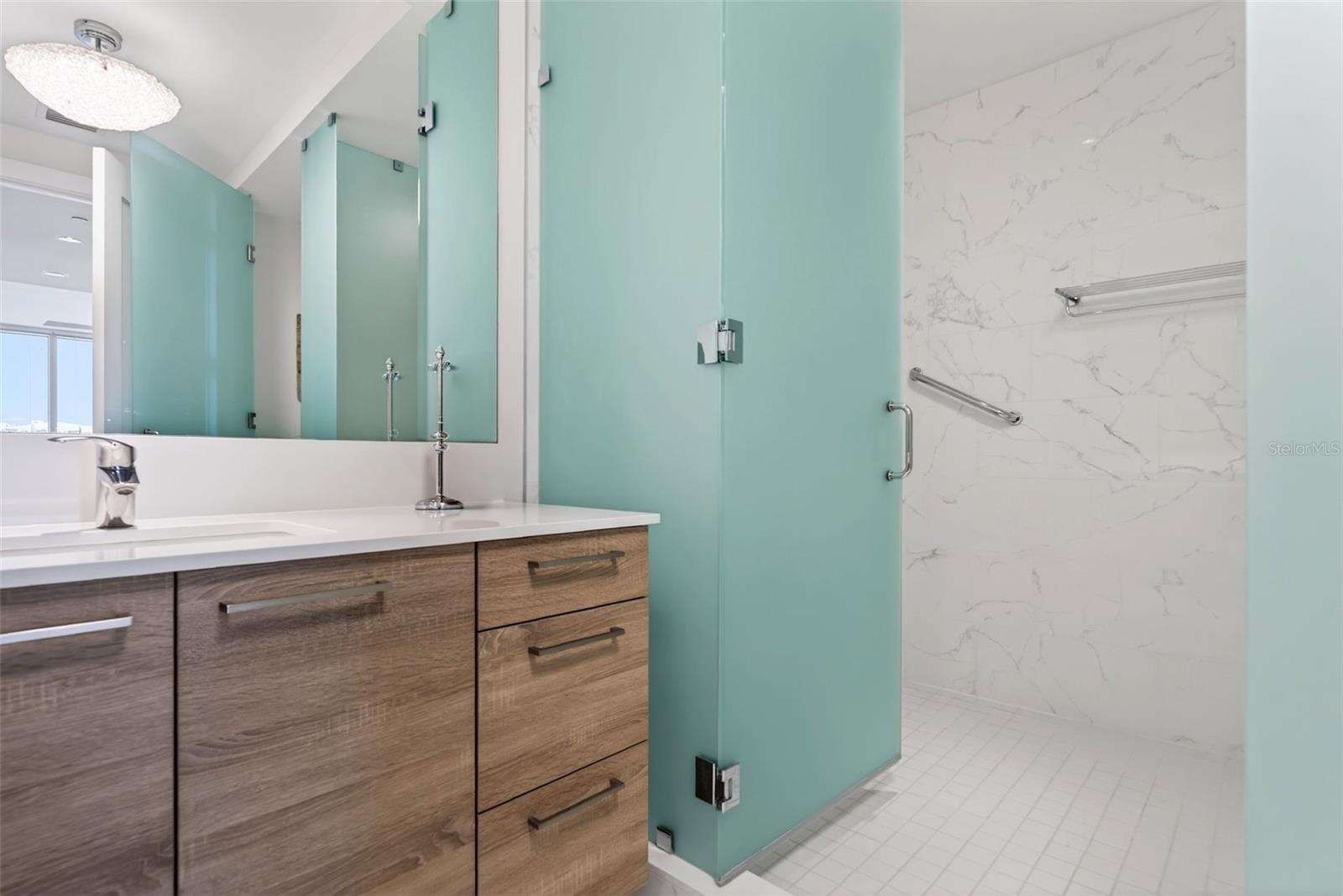 Image 41 of 69 For 111 Pineapple Avenue 806