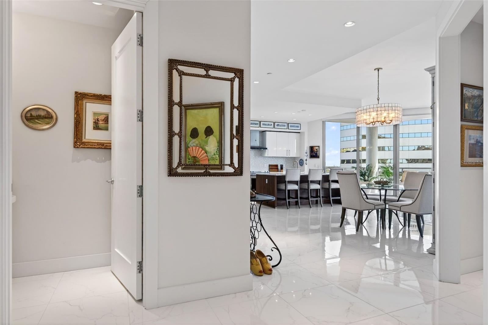 Image 6 of 69 For 111 Pineapple Avenue 806