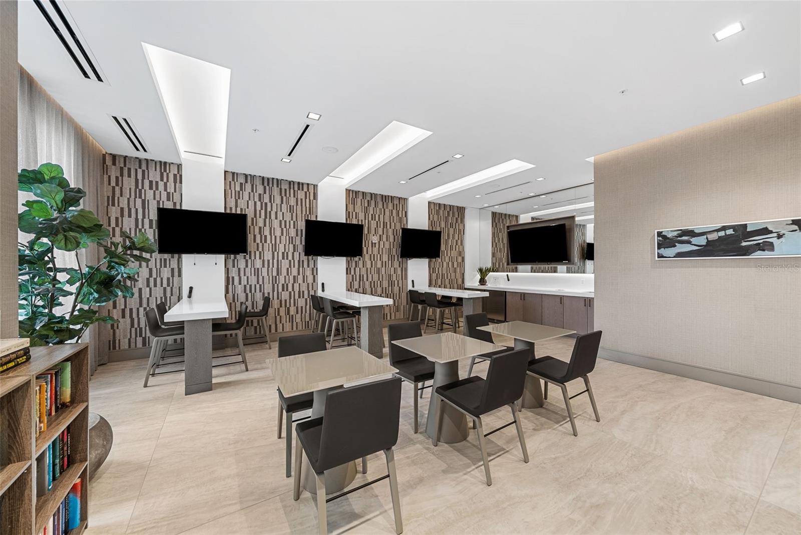 Image 63 of 69 For 111 Pineapple Avenue 806