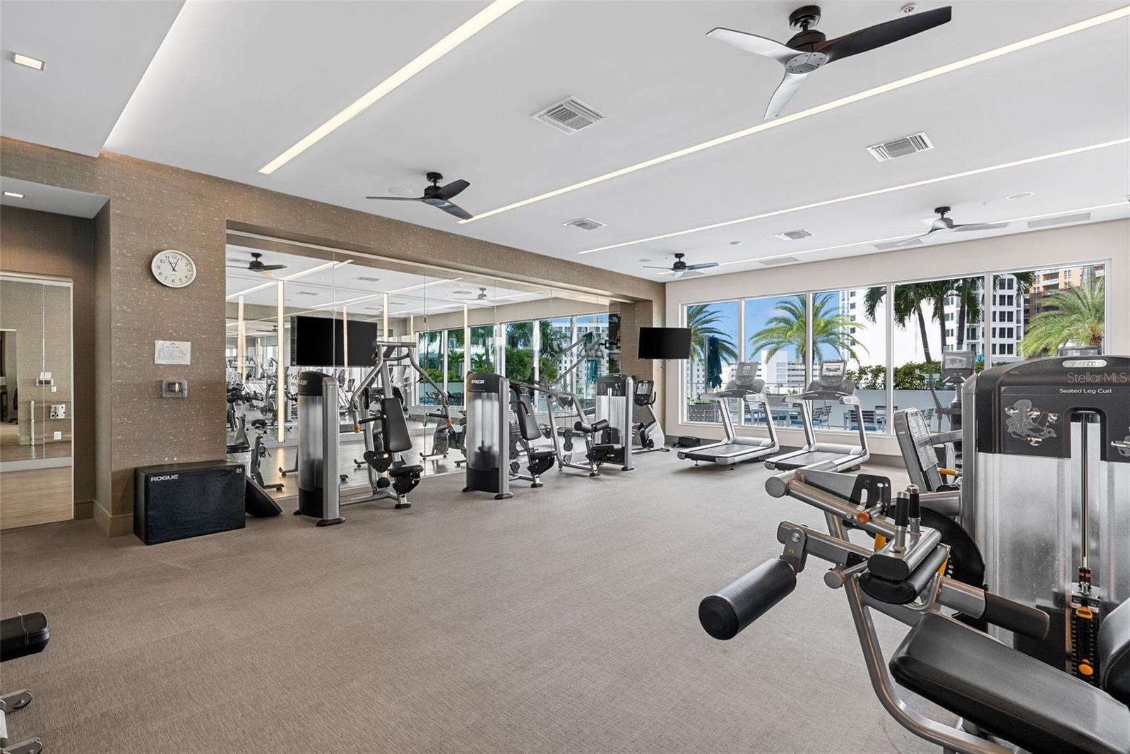 Image 64 of 69 For 111 Pineapple Avenue 806