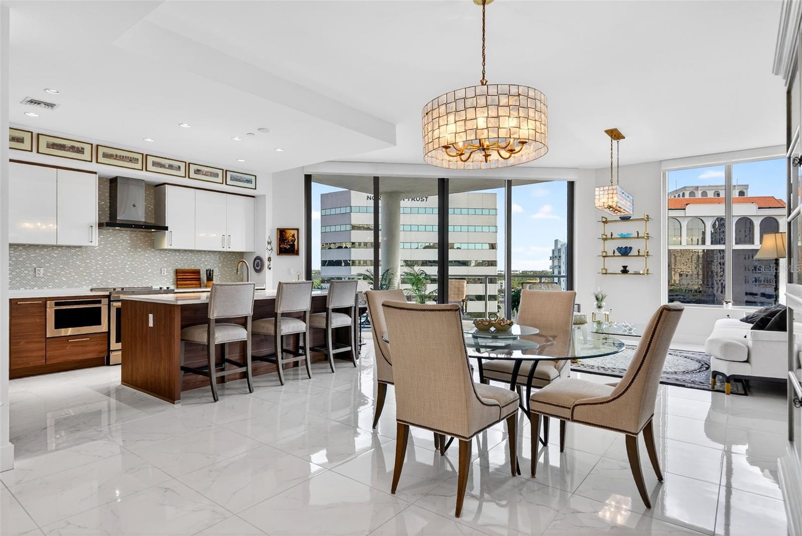 Image 7 of 69 For 111 Pineapple Avenue 806