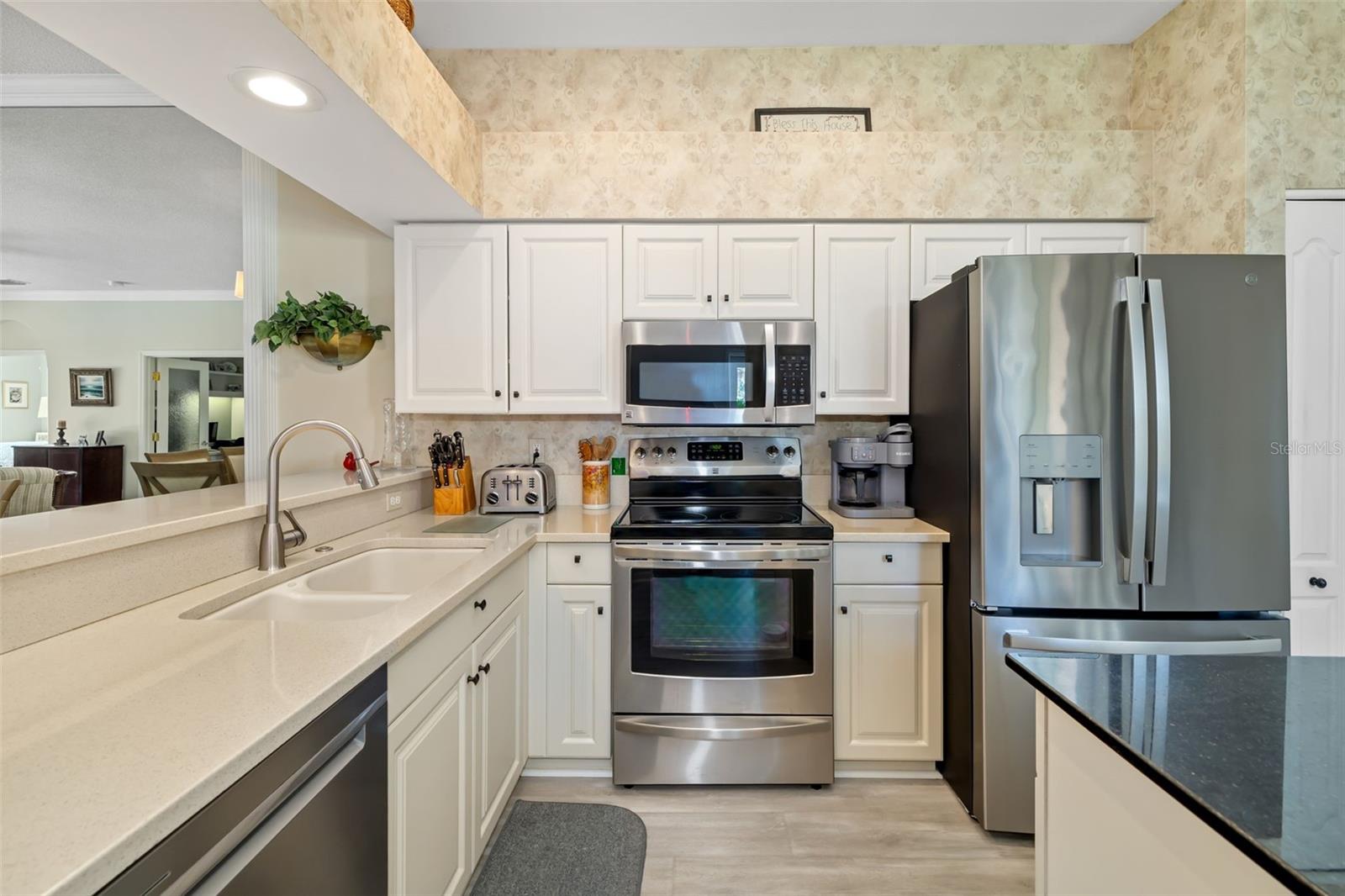 Image 11 of 100 For 5300 Mahogany Run Avenue