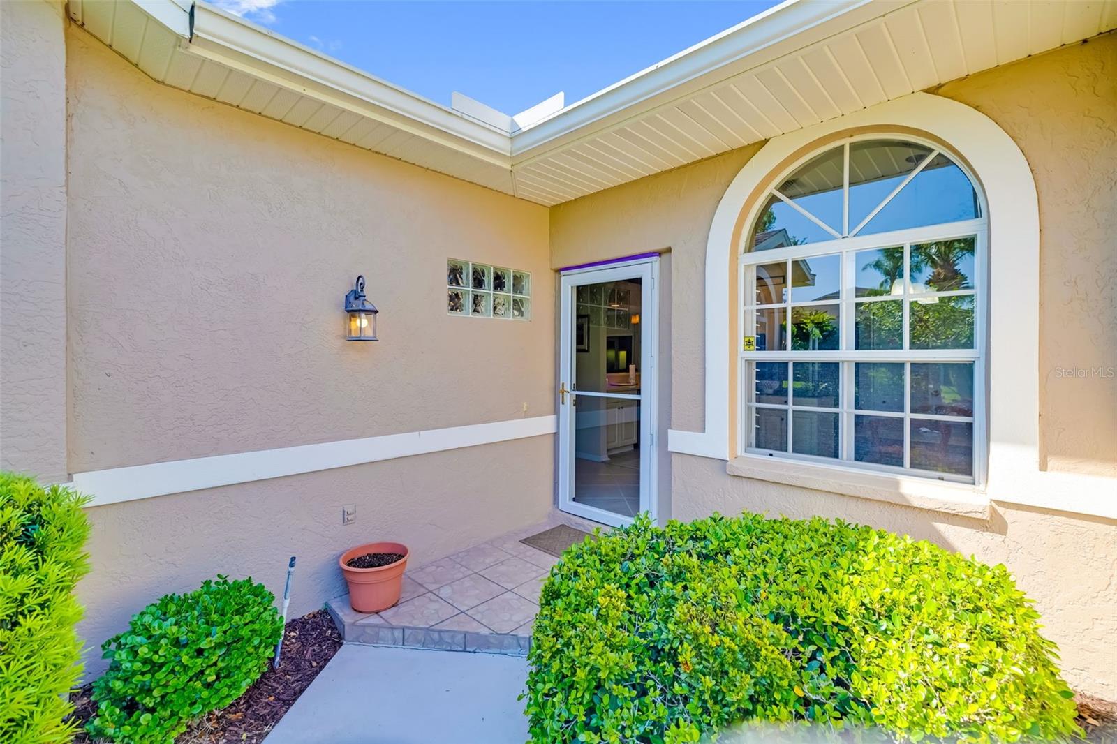 Image 5 of 100 For 5300 Mahogany Run Avenue