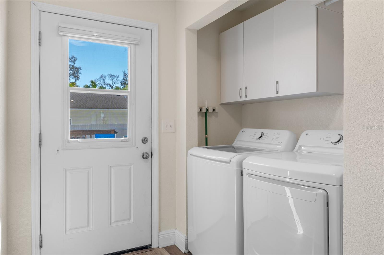 Image 28 of 33 For 7272 Westwind Street