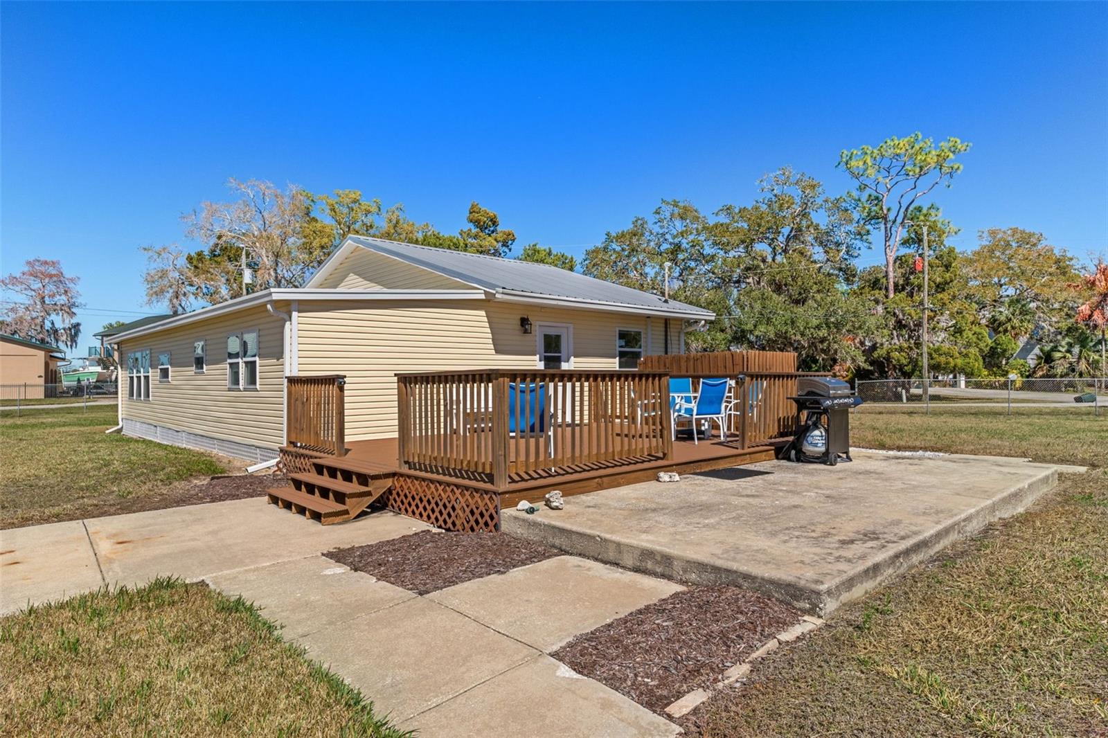 Image 5 of 33 For 7272 Westwind Street