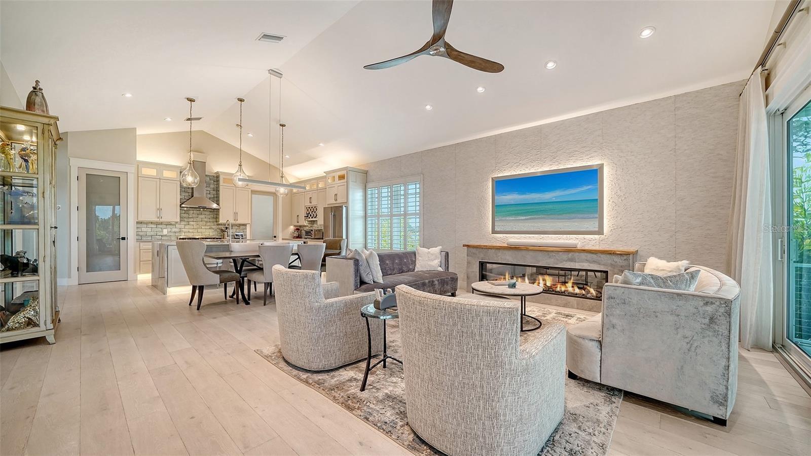 Image 13 of 32 For 5930 Briarwood Avenue