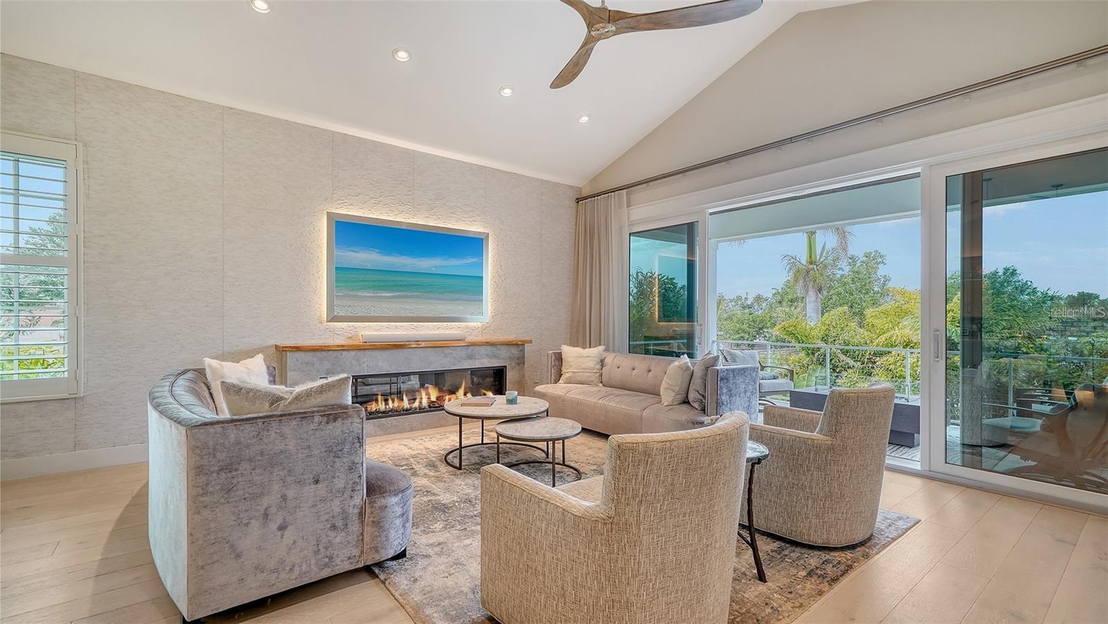 Image 14 of 32 For 5930 Briarwood Avenue