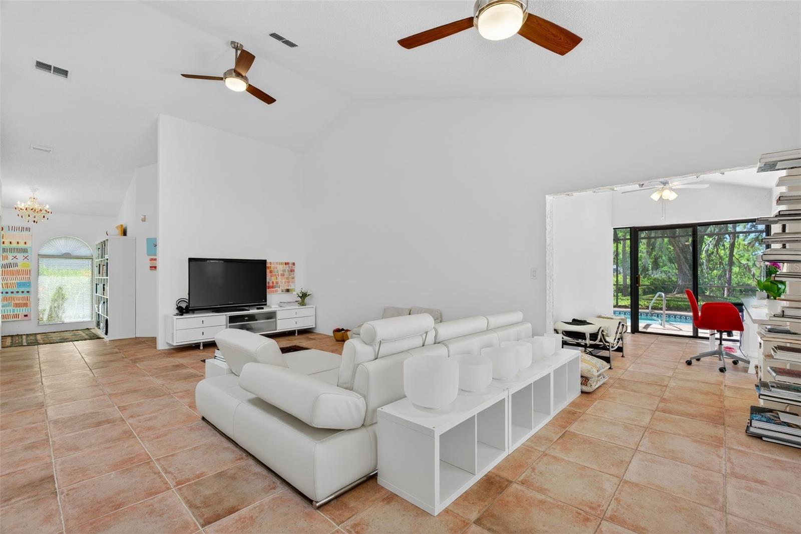 Image 10 of 55 For 4750 Tivoli Avenue