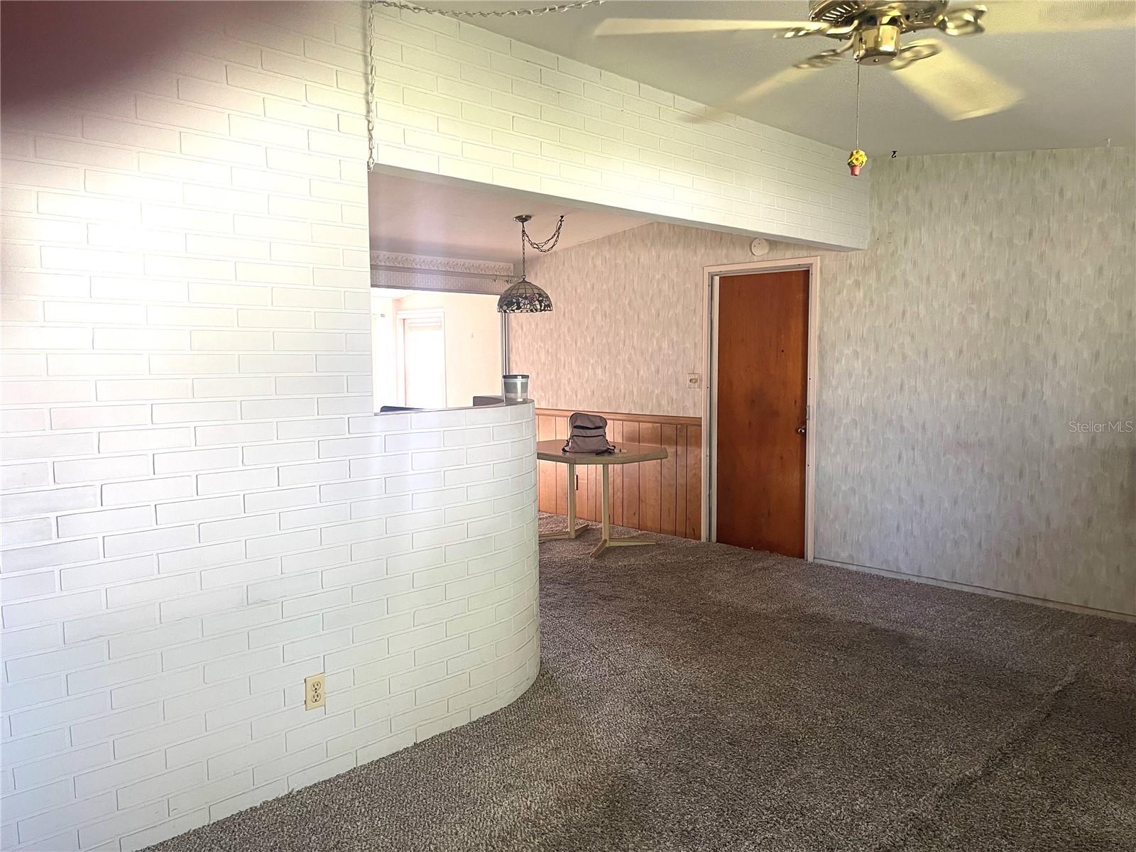 Image 4 of 10 For 5807 16th Street W