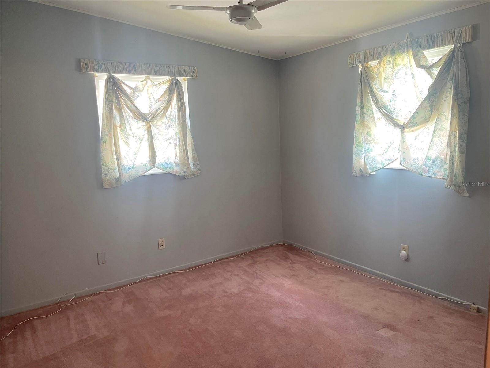 Image 9 of 10 For 5807 16th Street W