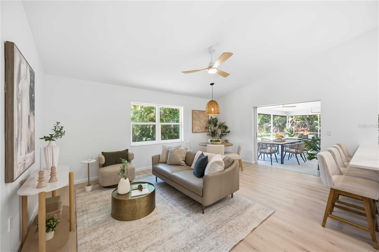 Image 14 of 40 For 4420 Oak View Drive