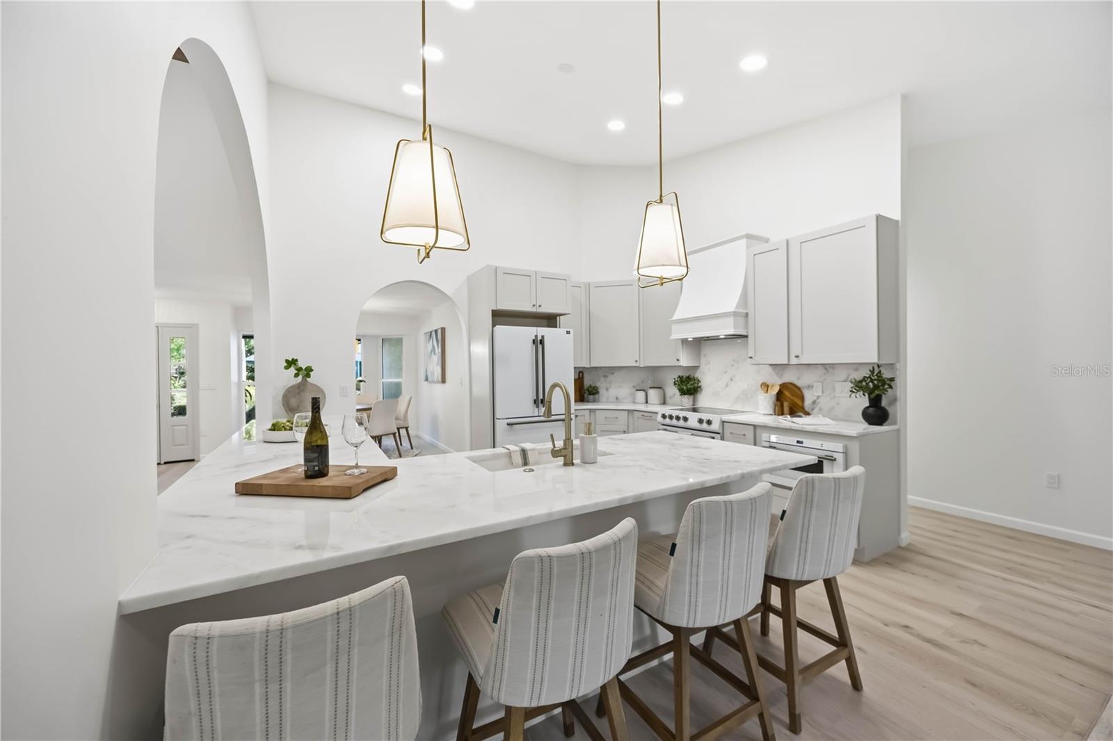 Image 18 of 40 For 4420 Oak View Drive