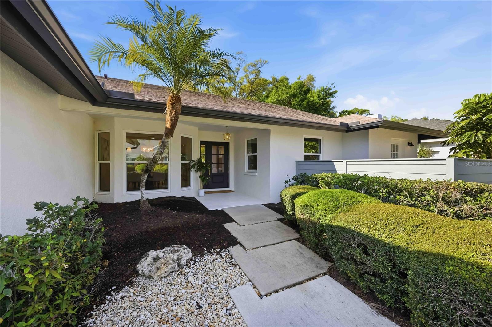 Image 2 of 40 For 4420 Oak View Drive