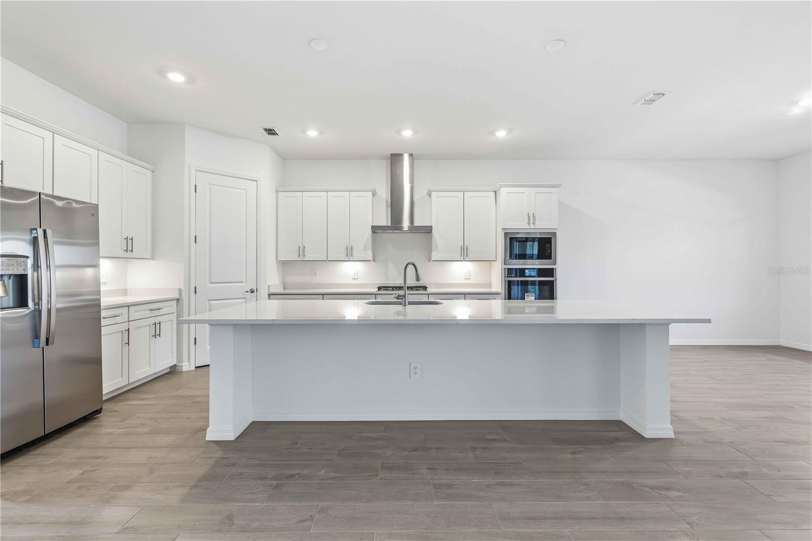 Image 8 of 30 For 5420 Lightning Whelk Lane