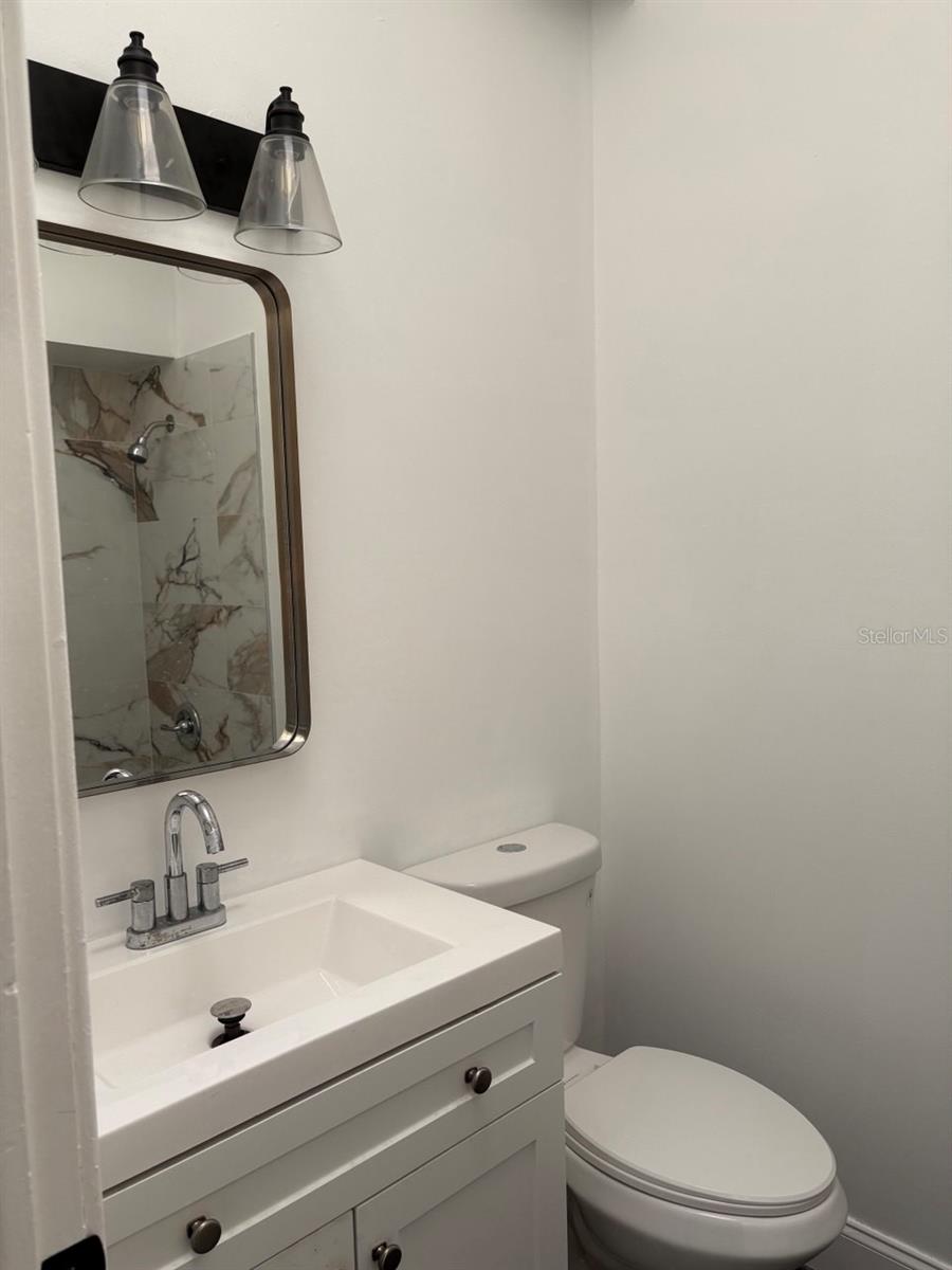 Image 11 of 15 For 1337 31st Place