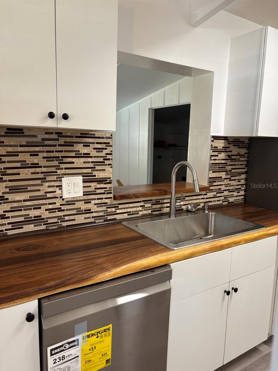 Image 5 of 15 For 1337 31st Place