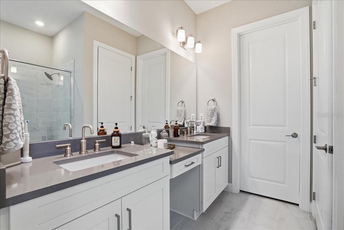 Image 21 of 56 For 5022 Caserta Court