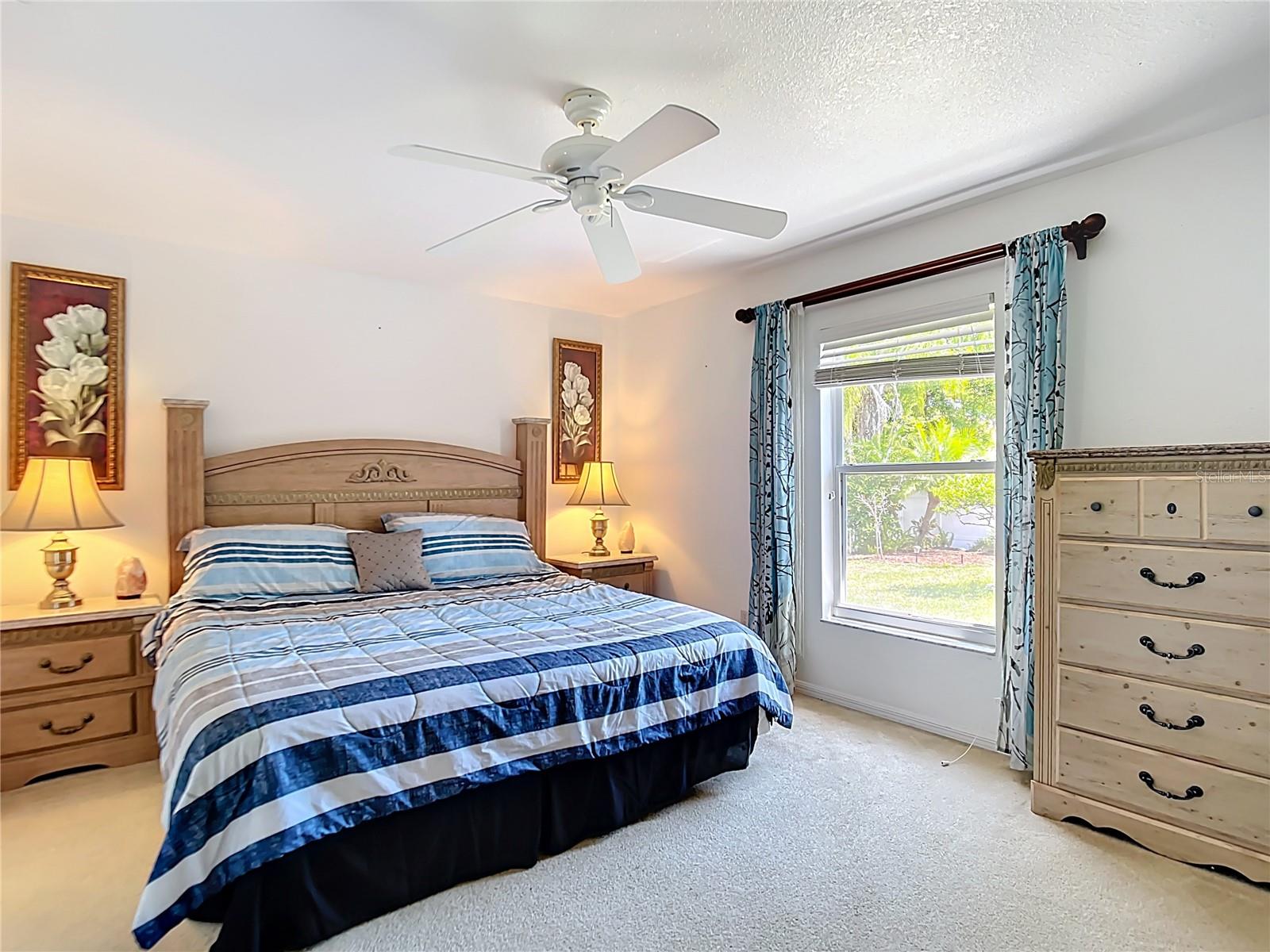 Image 16 of 31 For 1262 Cranberry Boulevard