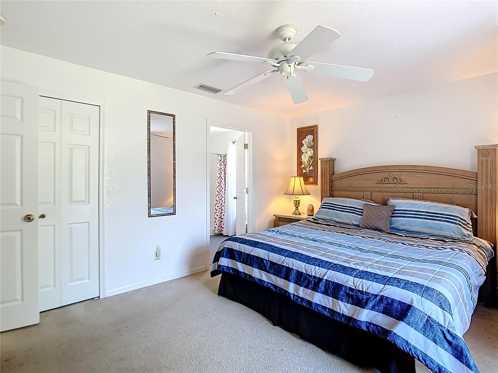 Image 17 of 31 For 1262 Cranberry Boulevard