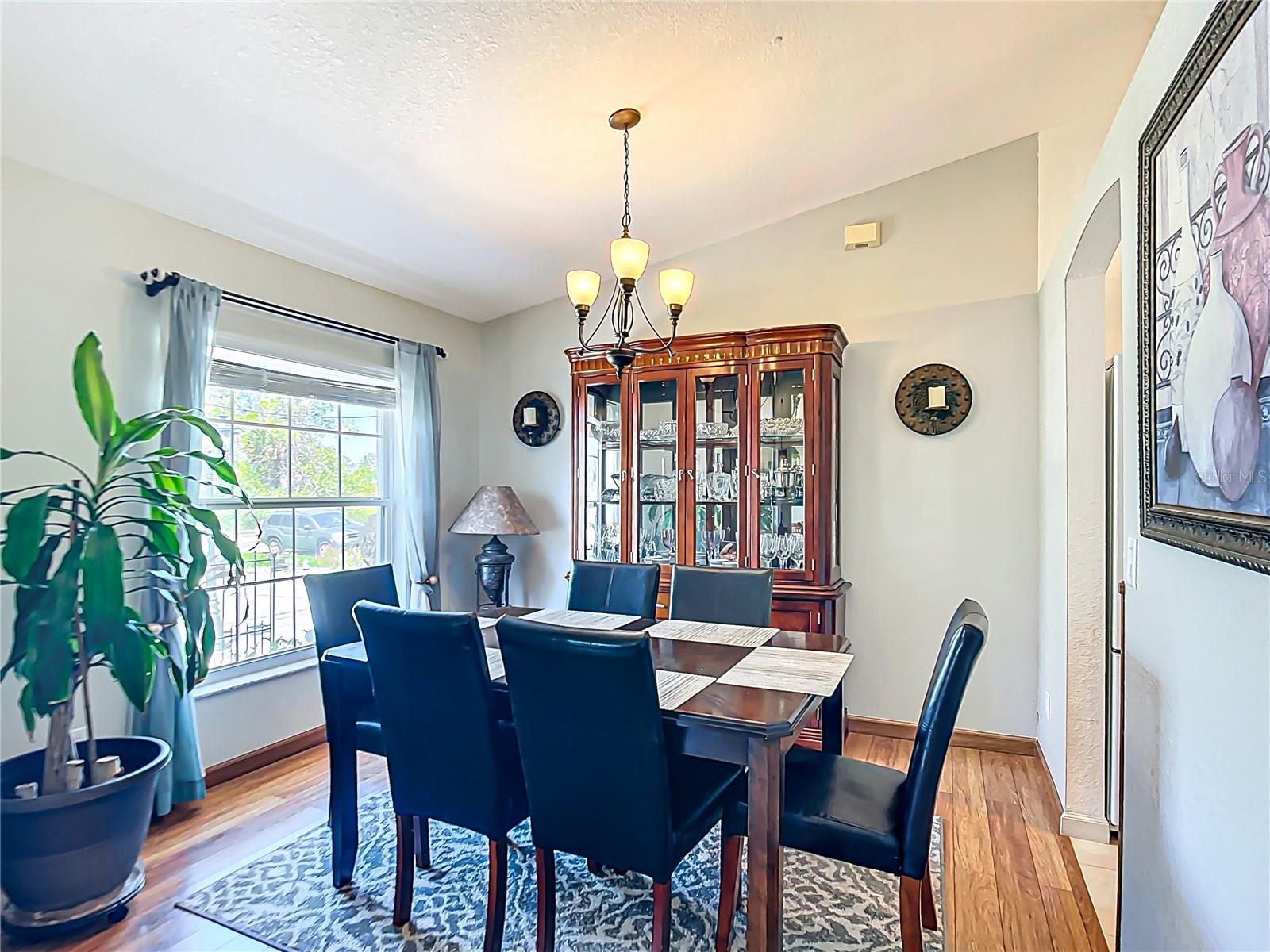 Image 5 of 31 For 1262 Cranberry Boulevard