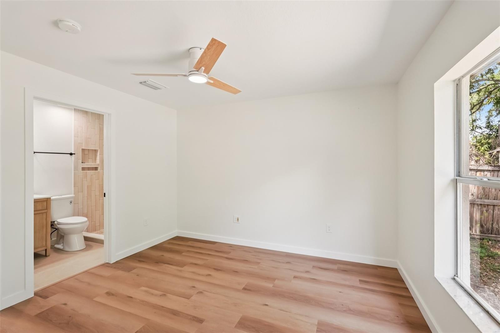 Image 10 of 15 For 2107 8th Avenue E