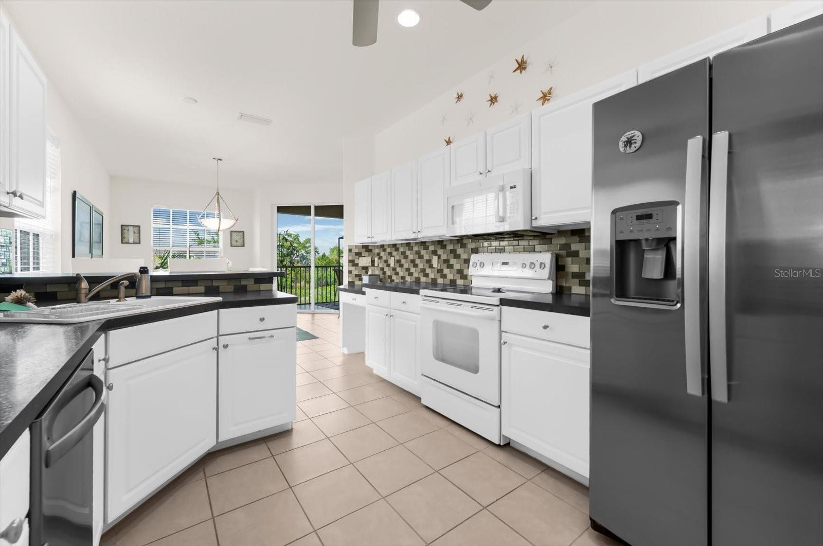 Image 32 of 73 For 4500 Streamside Court 1408