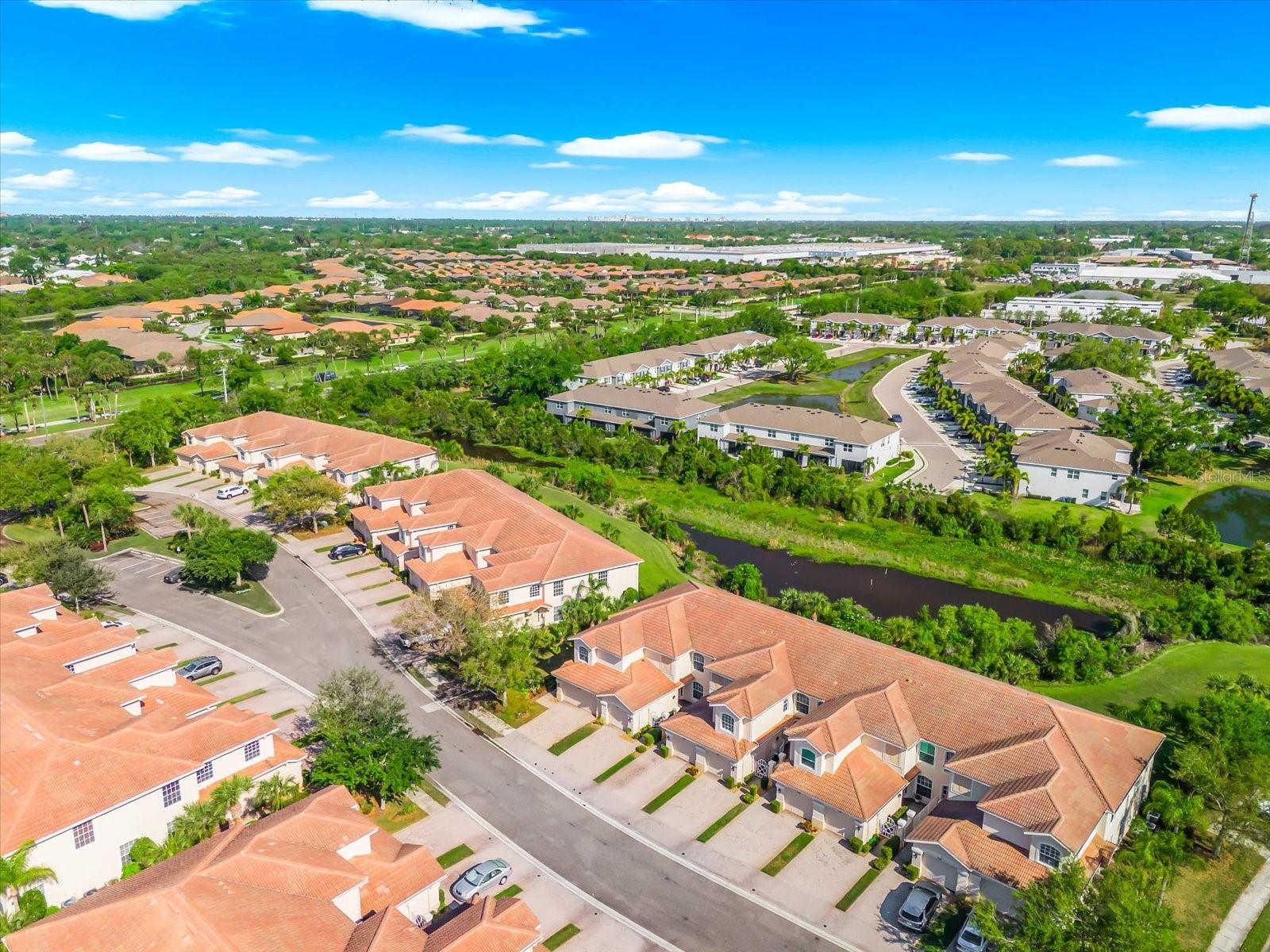 Image 42 of 73 For 4500 Streamside Court 1408